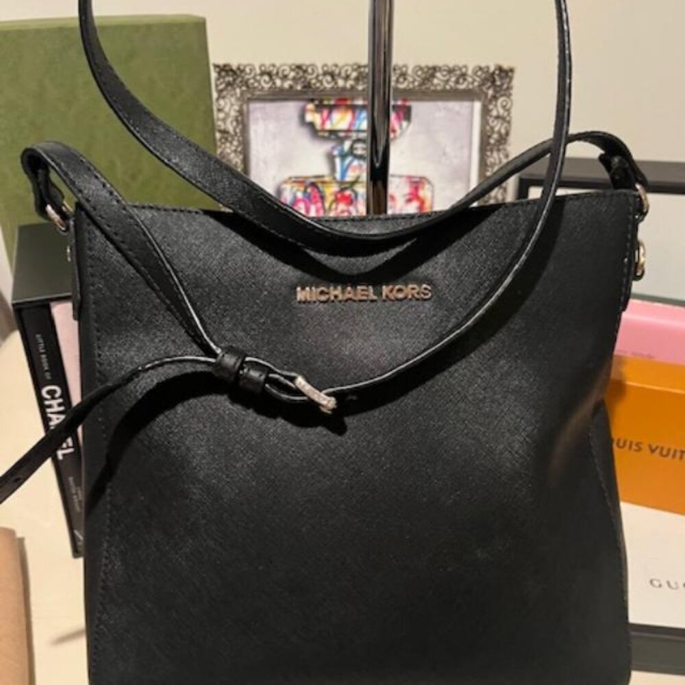 Michael Kors Black Saffiano Leather Crossbody Medium Tote. AS IS - Picture 2 of 5